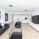 Apartment Med Story
