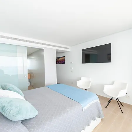 Apartment Med Story